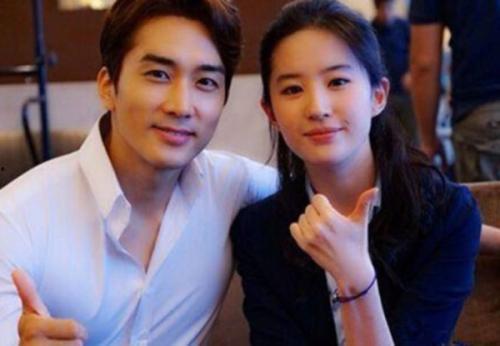 娱乐吃瓜君家住哪,揭秘“吃瓜”达人背后的神秘住所